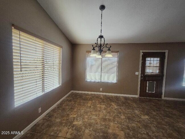 Building Photo - 8903 W El Caminito Dr