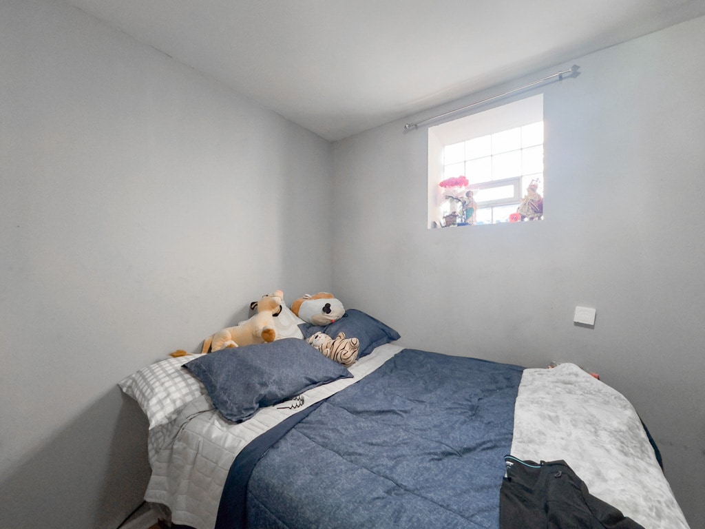 Building Photo - 2919 W McLean Ave