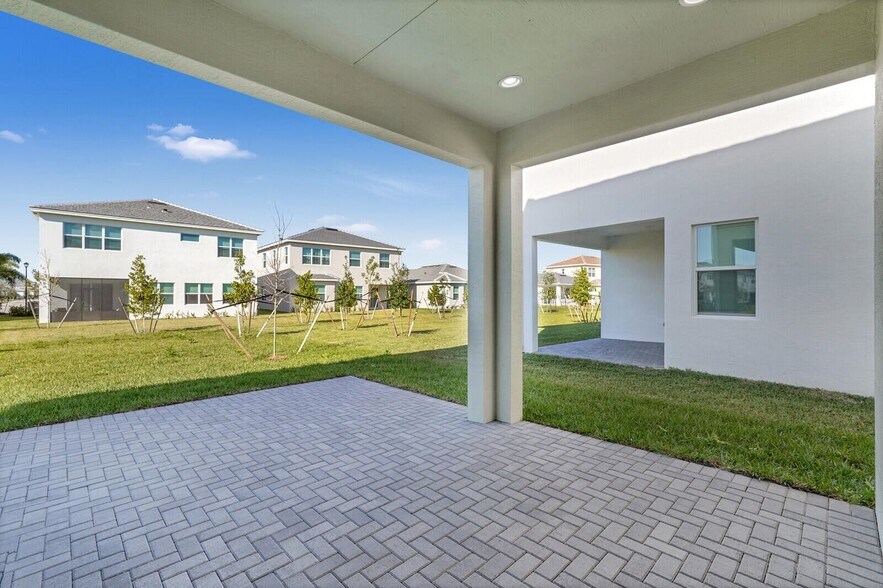 Building Photo - 14959 Redcove Pl
