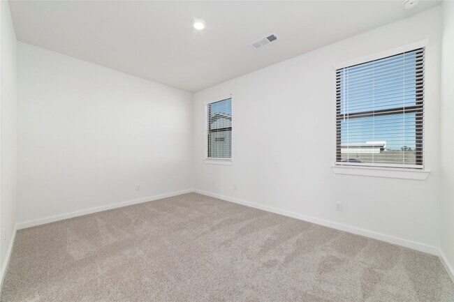 Building Photo - 3265 Loam Ln