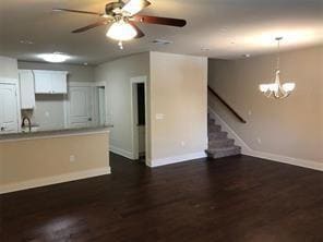 Building Photo - 310 Lily Ln