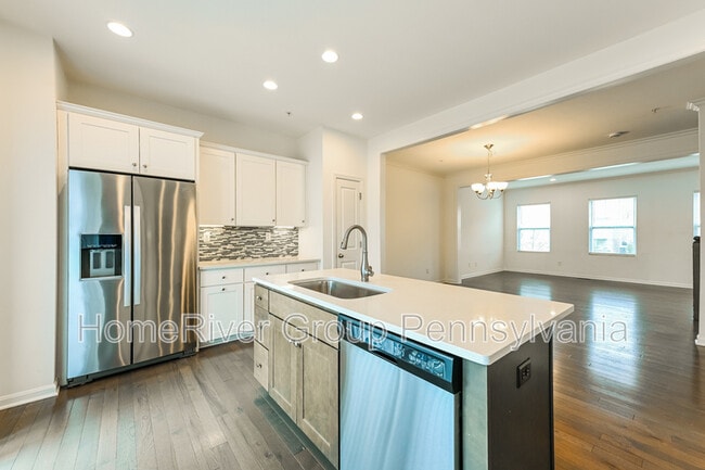 Building Photo - 216 Faulk Dr