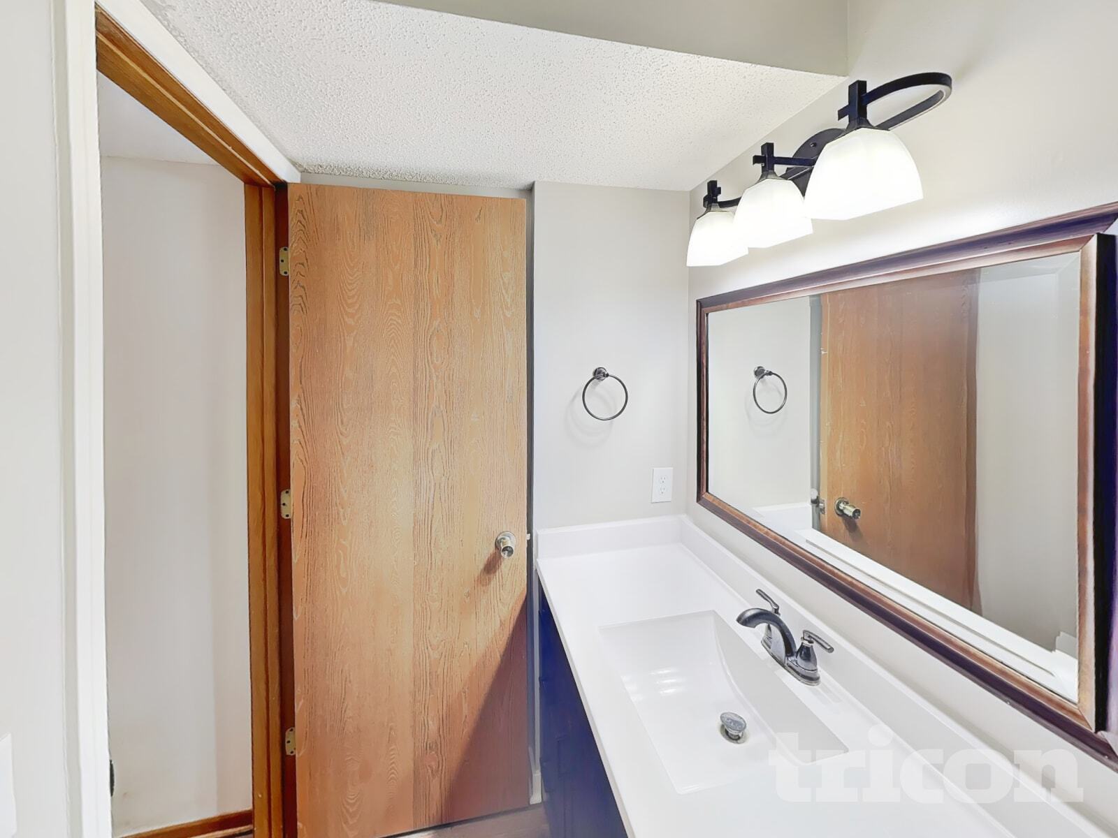 Building Photo - 13734 Glenhurst Ln