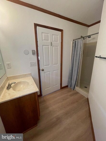 Building Photo - 211 N Avenue Unit