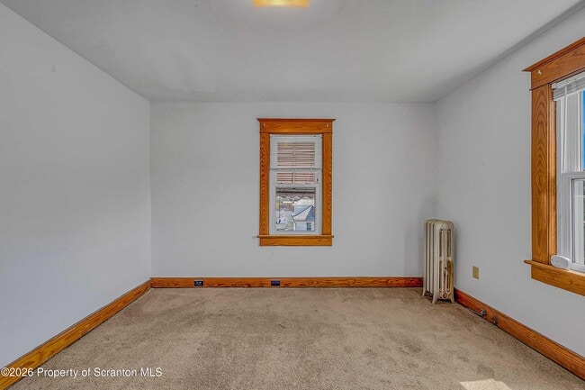 Building Photo - 1425 Church Ave