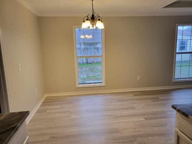 Building Photo - 119 Cedar Spring Cir