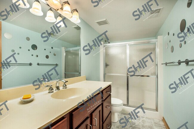 Building Photo - 2688 Walnut Hills Ct - 3 bedroom Kentwood ...