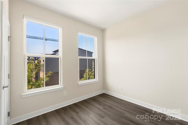 Building Photo - 128 Music Hall Wy