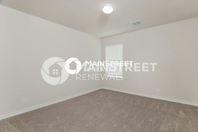 Building Photo - 4 Bedroom Pet-Friendly Home in SAINT HEDWIG, TX with Main Street Renewal