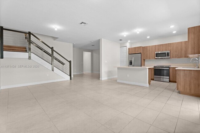 Building Photo - 8058 NW 105th Ct