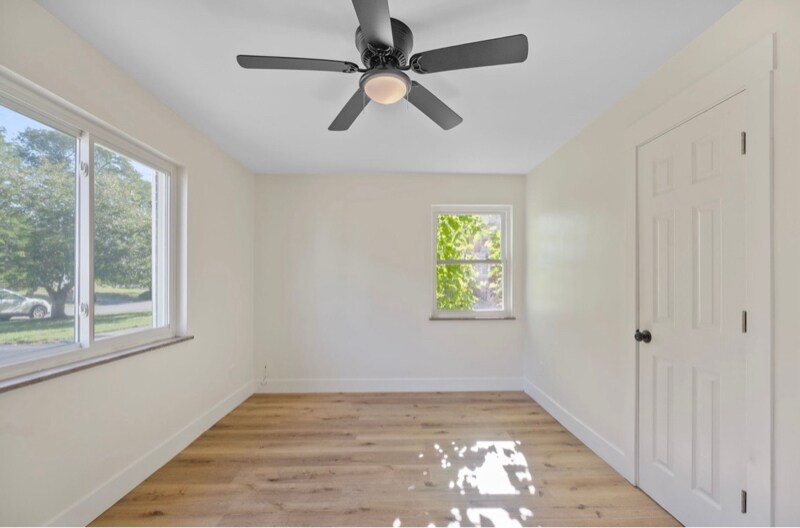 Building Photo - 3907 Kirkup Ave