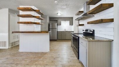 Building Photo - 5613 44th St