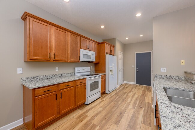 Building Photo - 347 Sheraton Dr NW