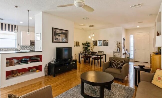 Building Photo - 7314 Meeting St