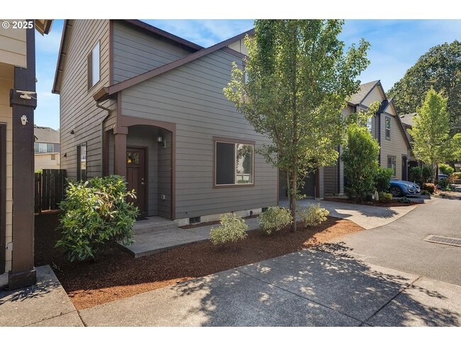 Building Photo - Modern Home 4 Beds 3 Baths in Beaverton!