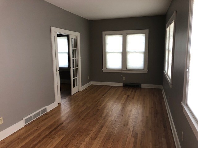 Building Photo - 331 Melrose Ct