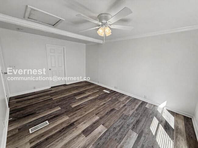 Building Photo - 504 Buckskin Ln