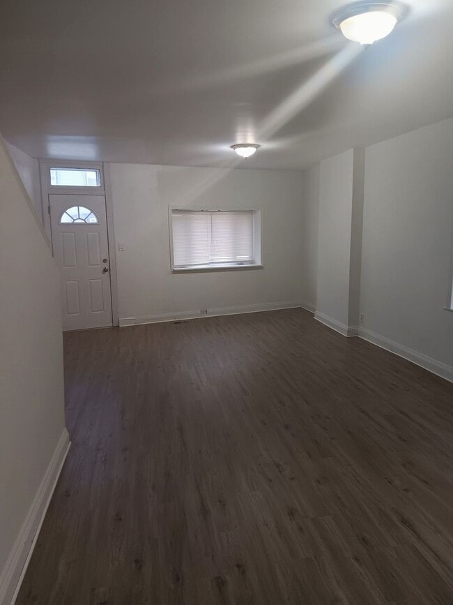 Building Photo - 312 Concord Ave