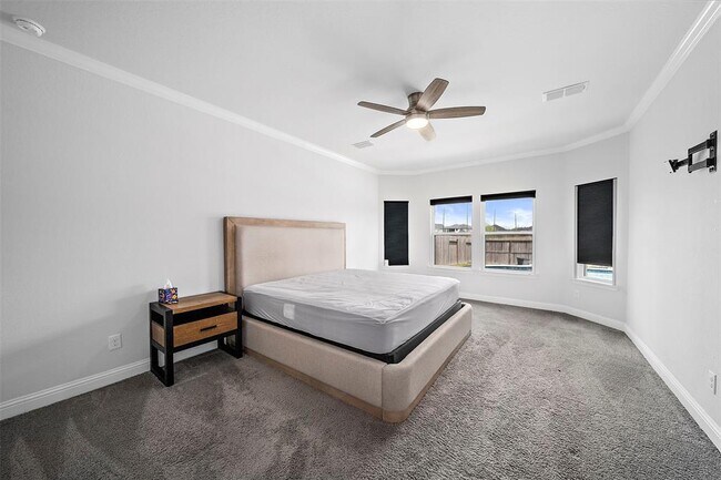 Building Photo - 2334 Calm Channel Ct