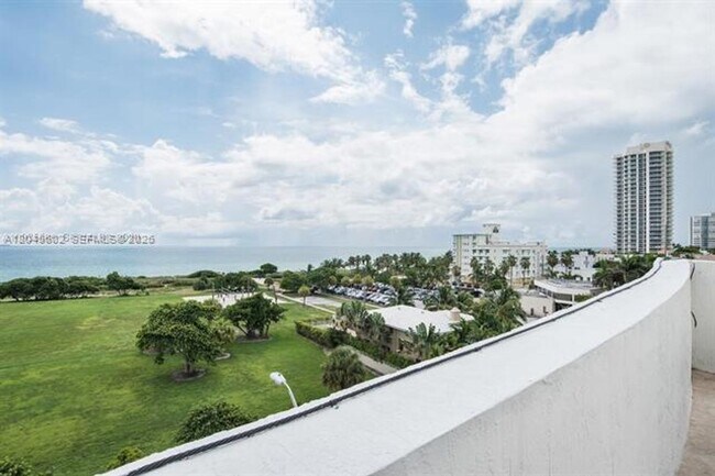 Building Photo - 7600 Collins Ave