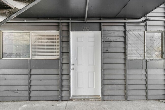Interior Photo - SILVERSPRING APARTMENTS
