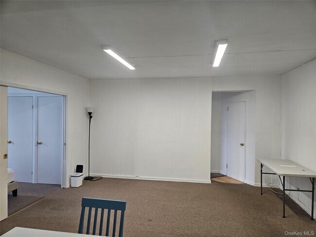Building Photo - 98-25 64th Rd