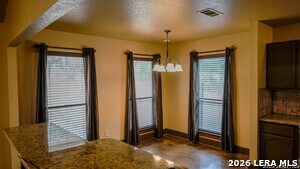 Building Photo - 923 Midnight Dr