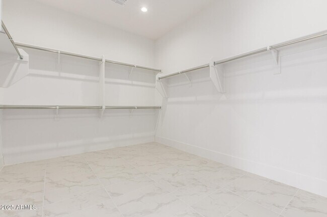 Building Photo - 12469 N 93rd Way