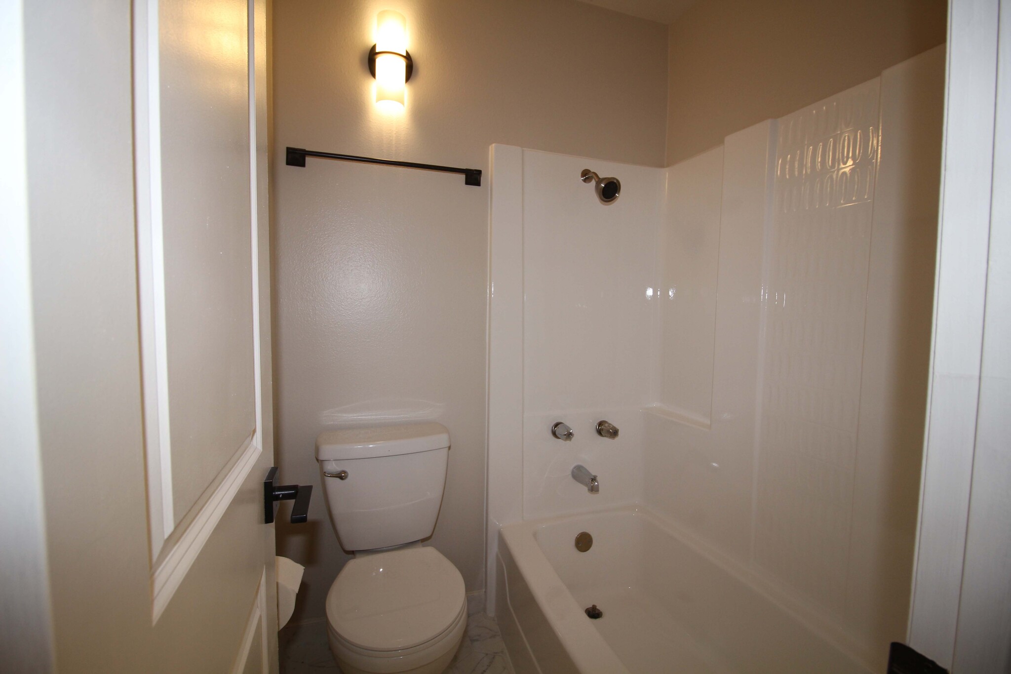 Building Photo - 4879 Collwood Blvd