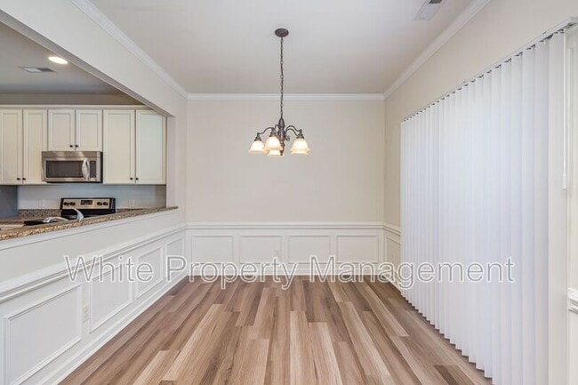 Building Photo - 15642 Canmore Street