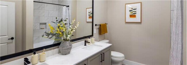 Building Photo - 2301 Aldrich St