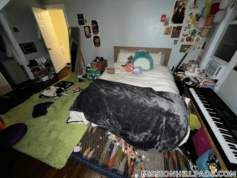 Building Photo - 40-42 Hillside St.