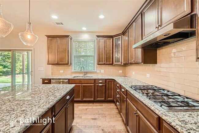 Building Photo - 13720 Laughing Gull Dr