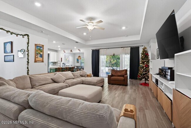 Building Photo - 7212 Calamint Ave