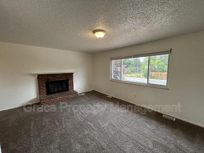 Building Photo - 9954 W Maryland Dr