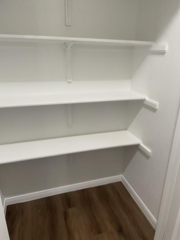 Building Photo - 512 Raymond St