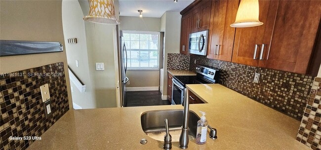 Building Photo - 14273 SW 121st Pl