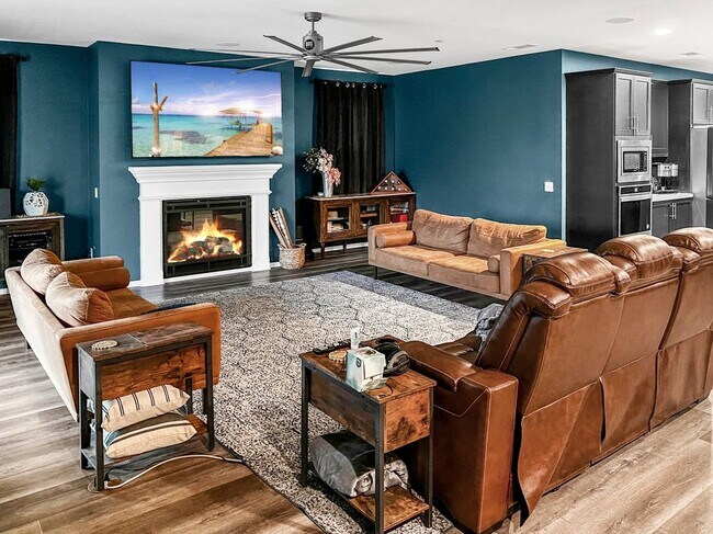 Building Photo - 34515 Citrine St