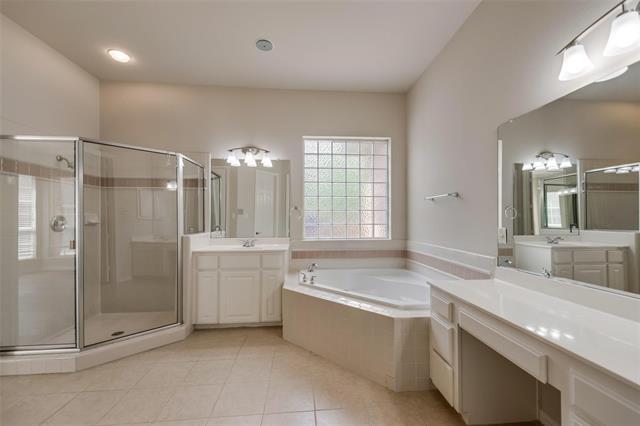 Building Photo - 577 Indian Rock Dr