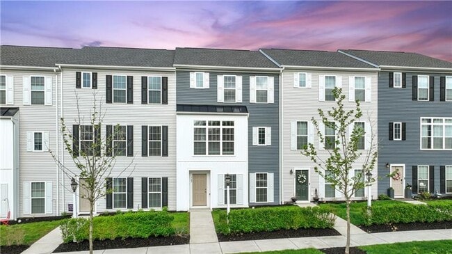 Building Photo - 167 Gress Rd