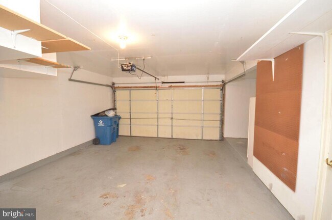 Building Photo - 6723 Applemint Ln