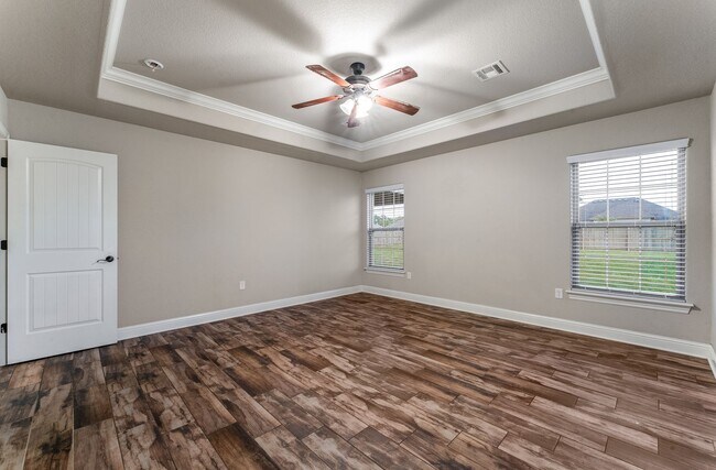 Building Photo - 2091 Eagle Dr