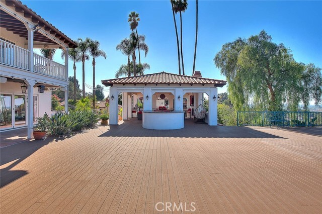Building Photo - 145 S Vista Grande