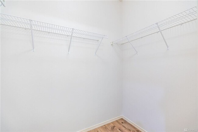 Building Photo - 2Bd/2Ba Issaquah Condo