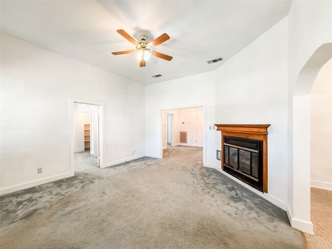 Building Photo - 102 Besch Wilburn Ln