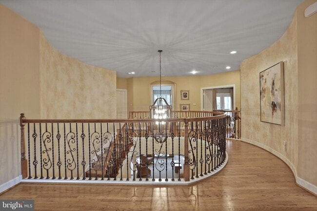 Building Photo - 9864 Walker Glen Ct