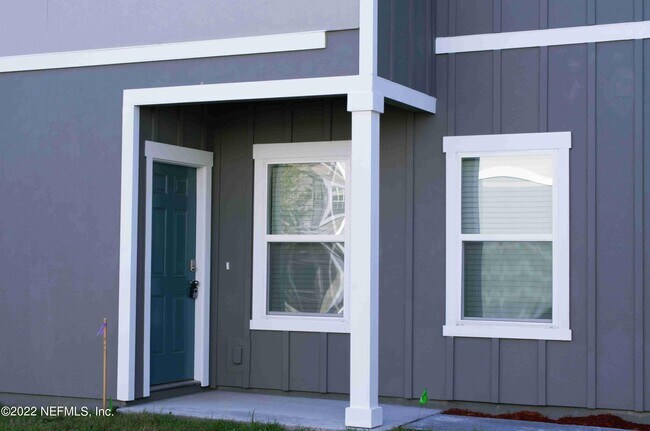 Building Photo - 9543 Star Dr