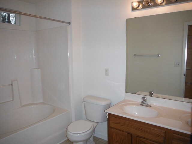 Building Photo - 1725-301 TW Alexander Drive, Durham, NC