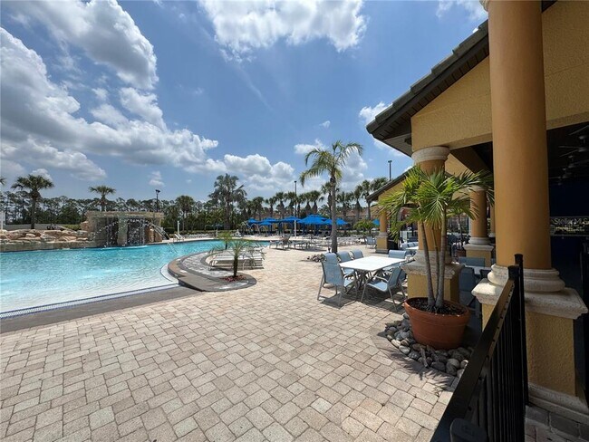Building Photo - 8977 Coco Palm Rd