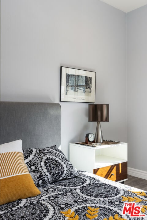 Building Photo - 546 N Indian Canyon Dr